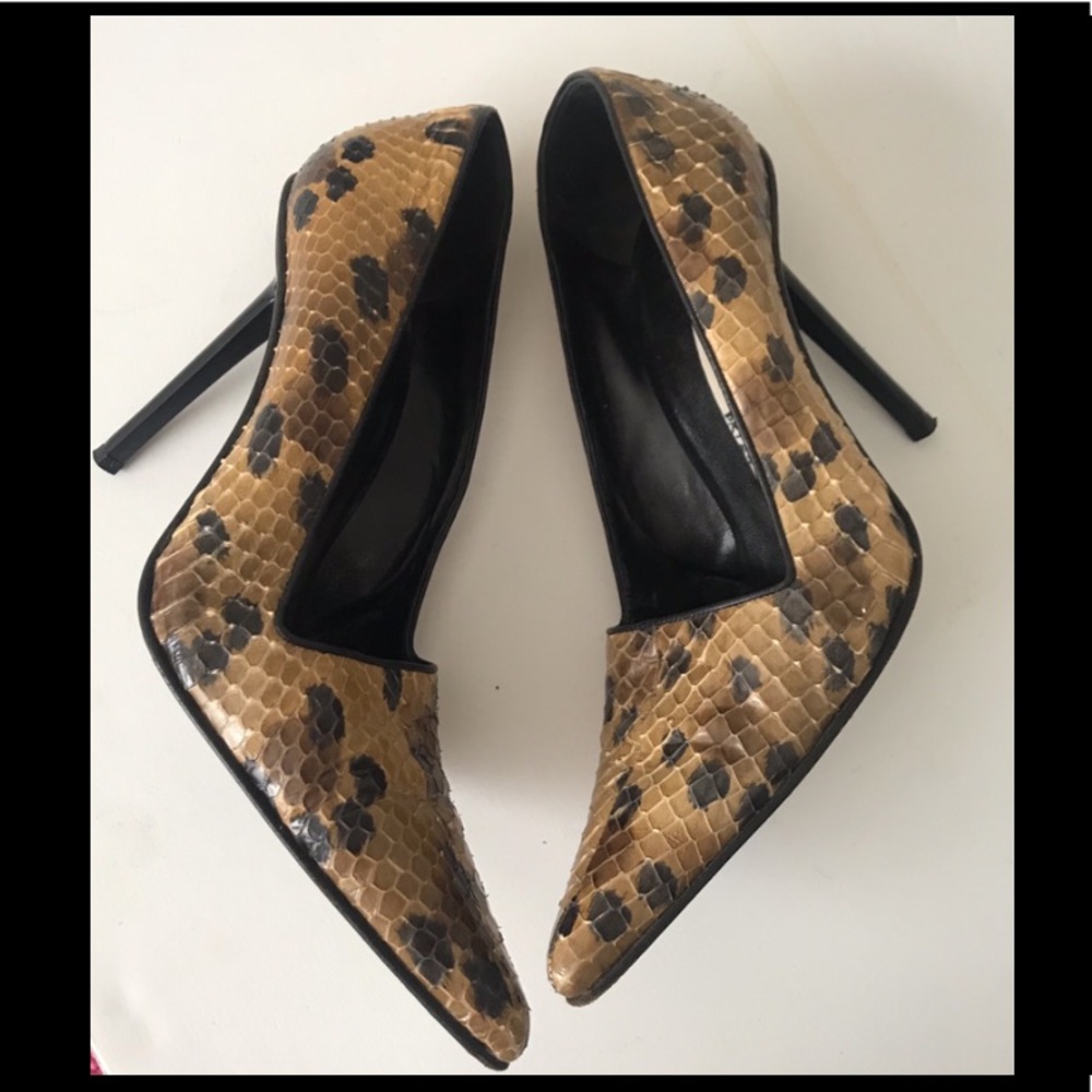 Diego Dolcini Olive Green Snakeskin Leather Pumps
